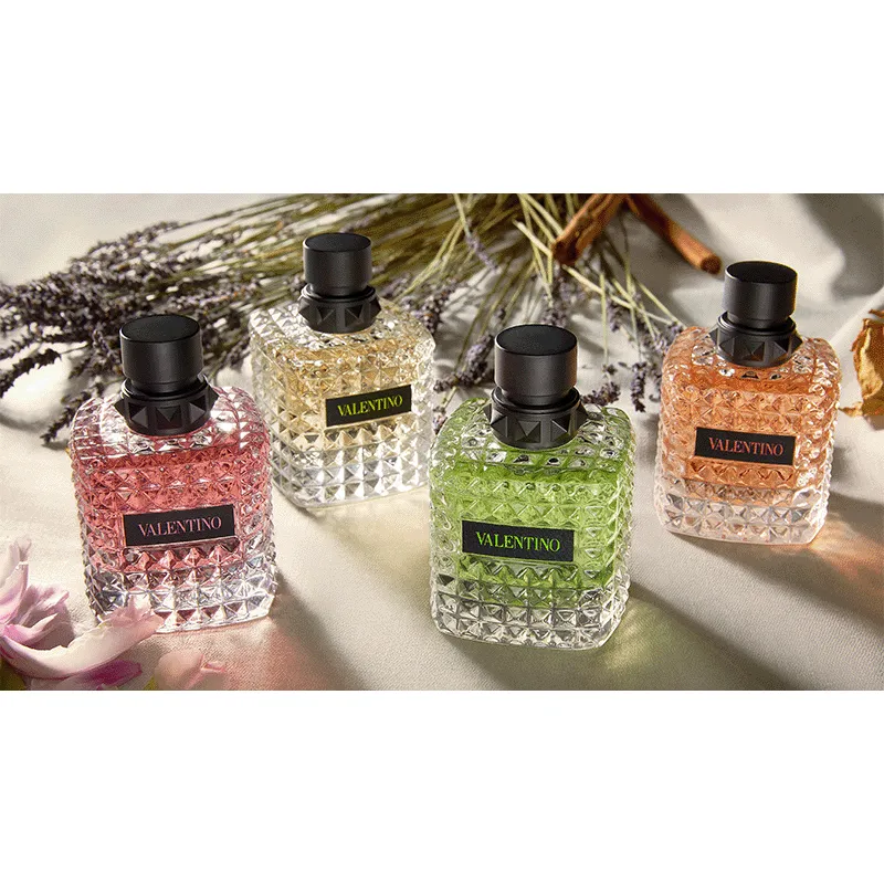 BORN IN ROMA YELLOW DREAM - VALENTINO | ESENNIA