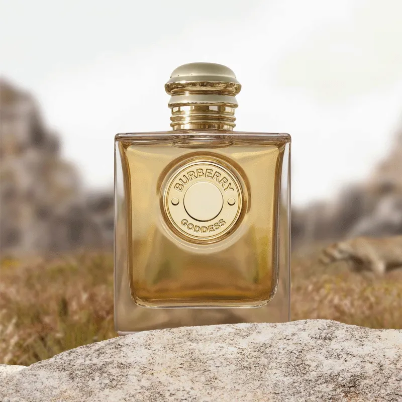Goddess Intense Burberry Eau De Parfum | ESENNIA