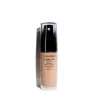 SYNCHRO SKIN LUMINIZING FOUNDATION - SHISEIDO | ESENNIA