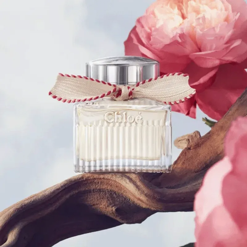 Chloé L'Eau de Parfum Lumineuse Chloé | ESENNIA