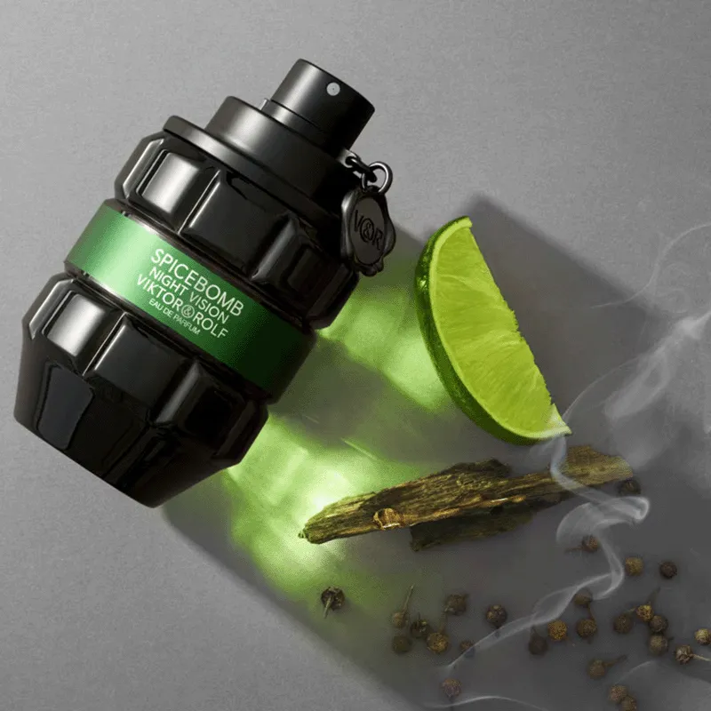 Spicebomb Night Vision Eau de Parfum Viktor&Rolf | ESENNIA