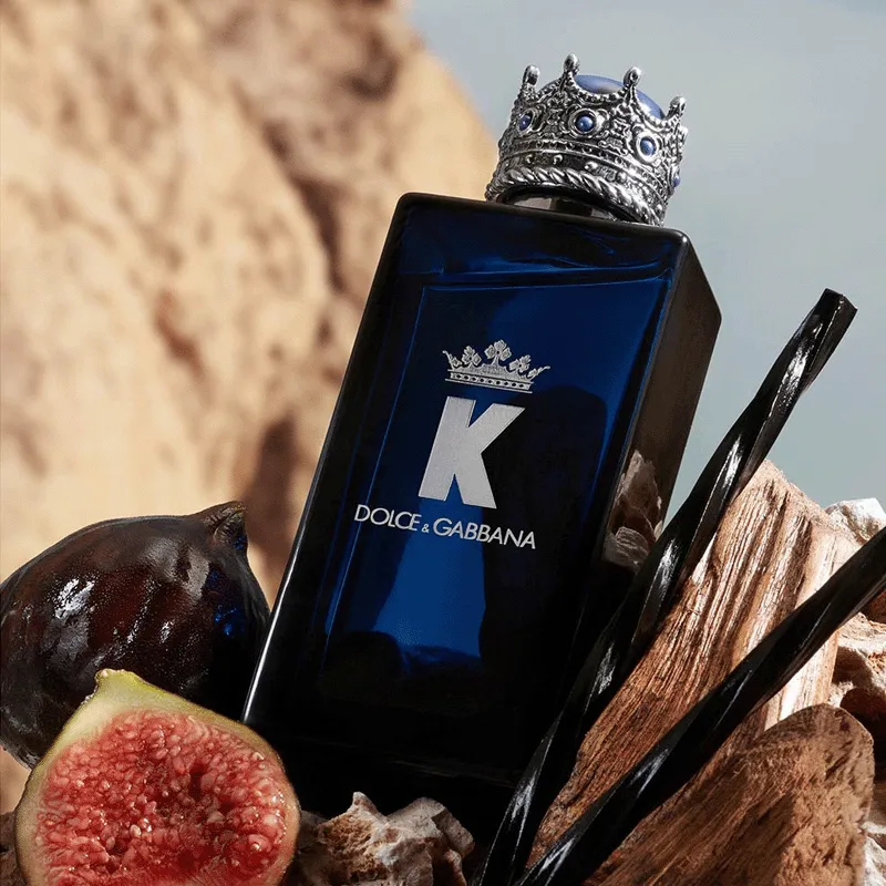 K by Dolce & Gabbana Parfum, un aroma masculino intenso, magnético y sofisticado.